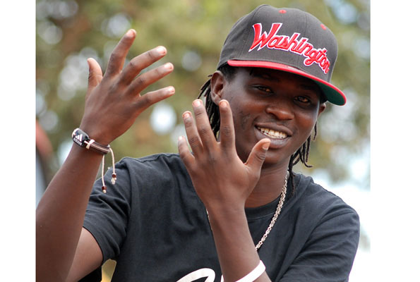 Yung Mulo Begs for a Collaboration from Vyroota